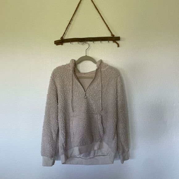 Cream teddy hoodie - Picture 2 of 4